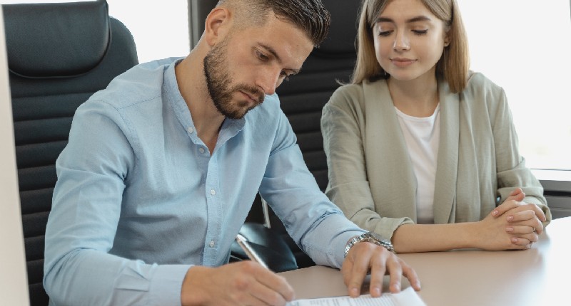 Aprire un’attività con 3.000 euro: idee di business, costi e iter burocratico