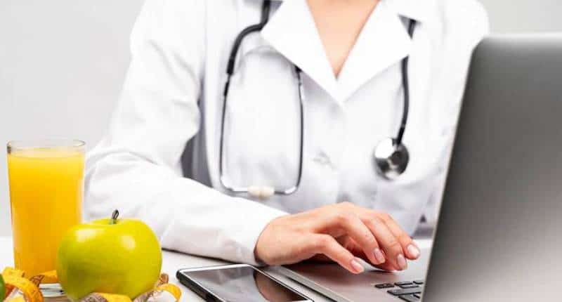Cosa fare per diventare nutrizionista: corsi di laurea e apertura attività