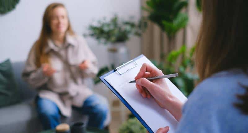 Diventare psicologo: requisiti, costi, codice Ateco, contributi ENPAP e regimi contabili