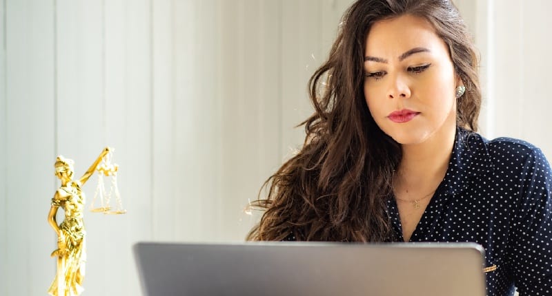 Bandi imprenditoria femminile ottobre 2025, fino a 80 mila euro a fondo perduto: le opportunità