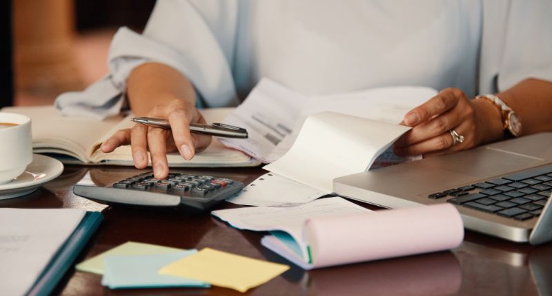 Come fatturare senza partita IVA: ecco quando si può e come farlo