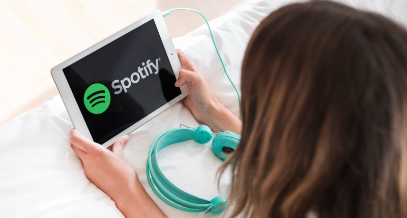 Guadagnare con Spotify nel %anno%: come fare, strumenti e strategie