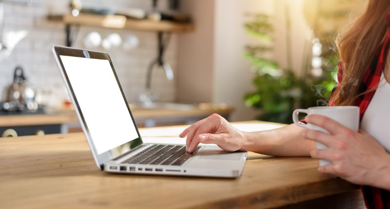 Smart working post pandemia: quanti utilizzano ancora questa modalità e in quali settori