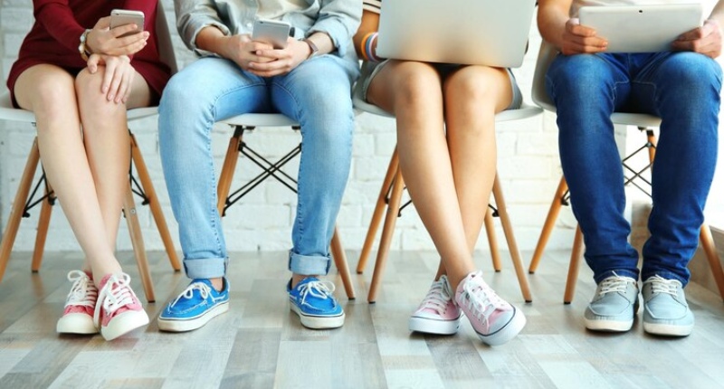 Occupazione in calo in Italia, -20mila lavoratori in un mese: giù i dipendenti, mentre cresce il lavoro autonomo