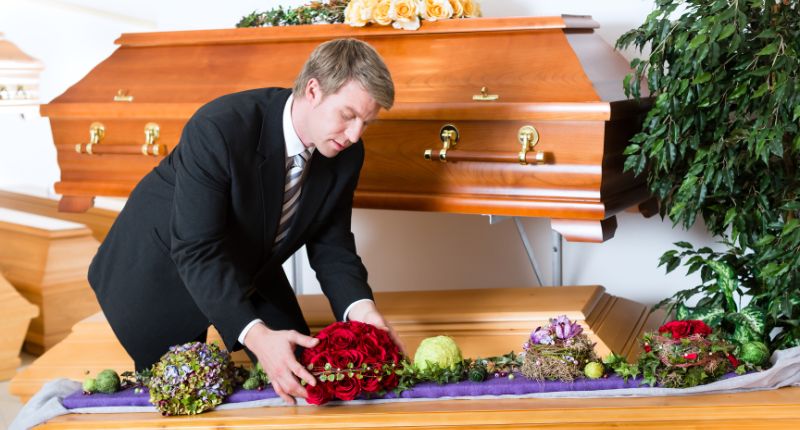 quanto si guadagna a funerale quanto si guadagna a funerale
