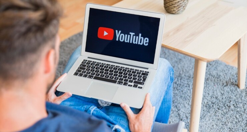 Aprire un canale YouTube: guida e consigli