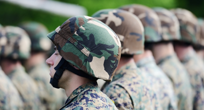 Quanto guadagna un militare italiano al mese: tabella e stipendio 2025