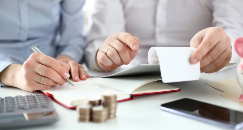 Scadenze fiscali aprile 2025: versamenti IVA, locazioni brevi e rottamazione quater