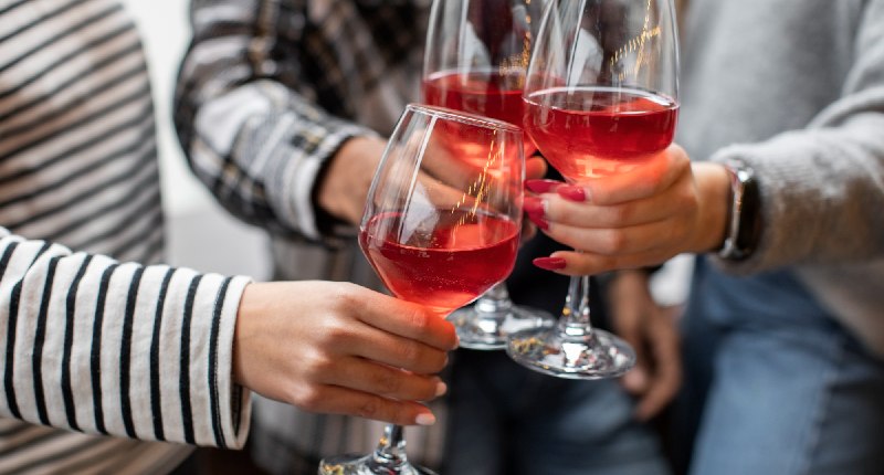 Etichettatura dei vini, il settore protesta contro la normativa UE perché allarmistica