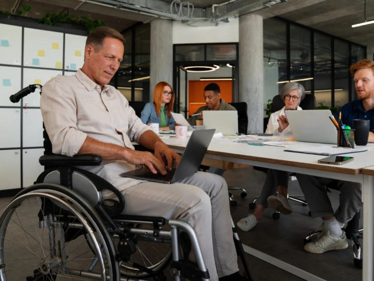 Lombardia, 15 milioni per l’inclusione socio-lavorativa delle persone con disabilità: per quali progetti