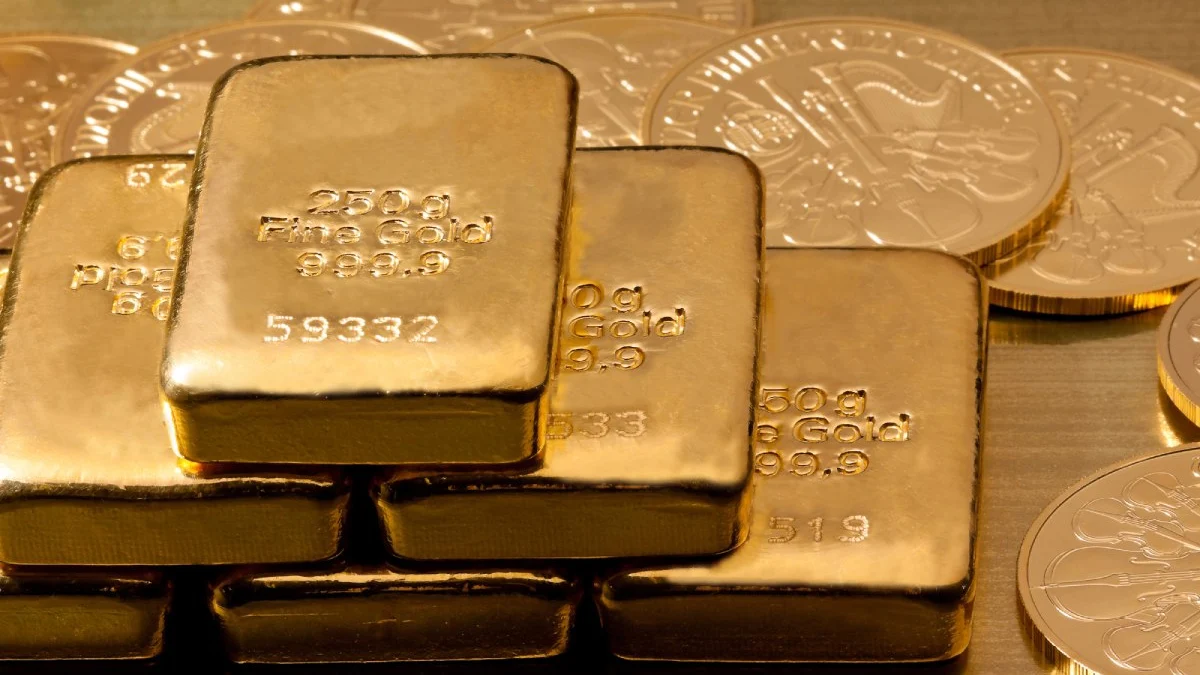 Prezzo dell’oro alle stelle: cosa sta accadendo e quali sono le conseguenze per chi investe