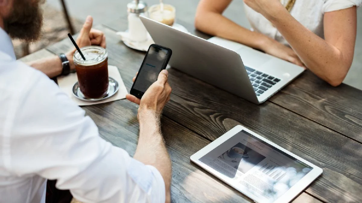 Diventare freelance nella gig economy: “Ecco come ho fatto a dire addio al posto fisso e a trovare clienti”