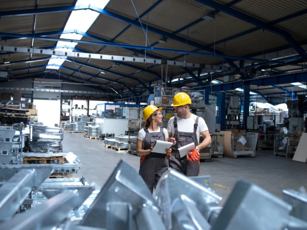 La produzione industriale continua a crescere in Italia: i dati dei singoli settori e comparti ATECO