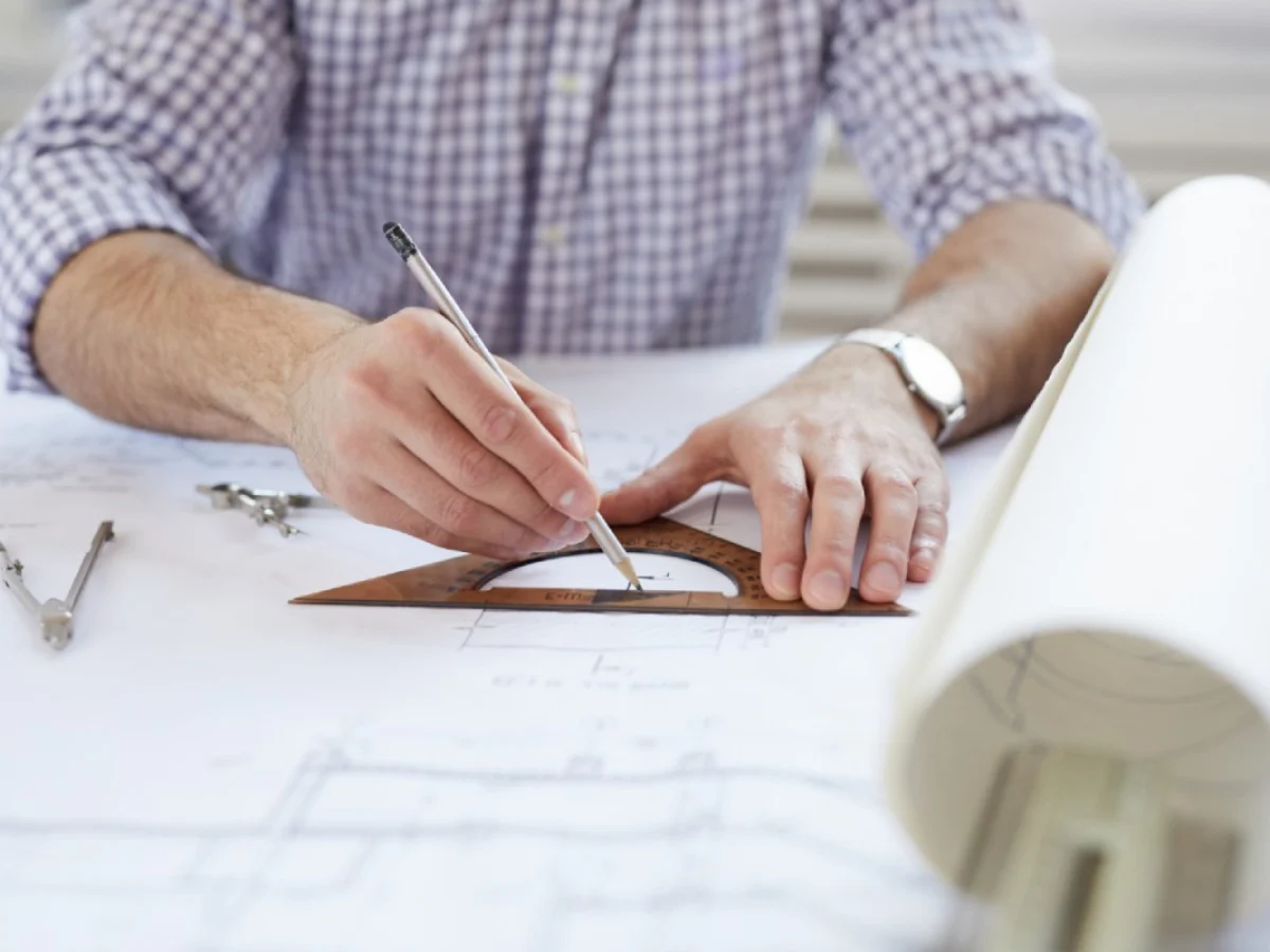 Stipendio dell’architetto, da 19.000 a 75.000 euro l’anno: le regioni e i ruoli che pagano di più