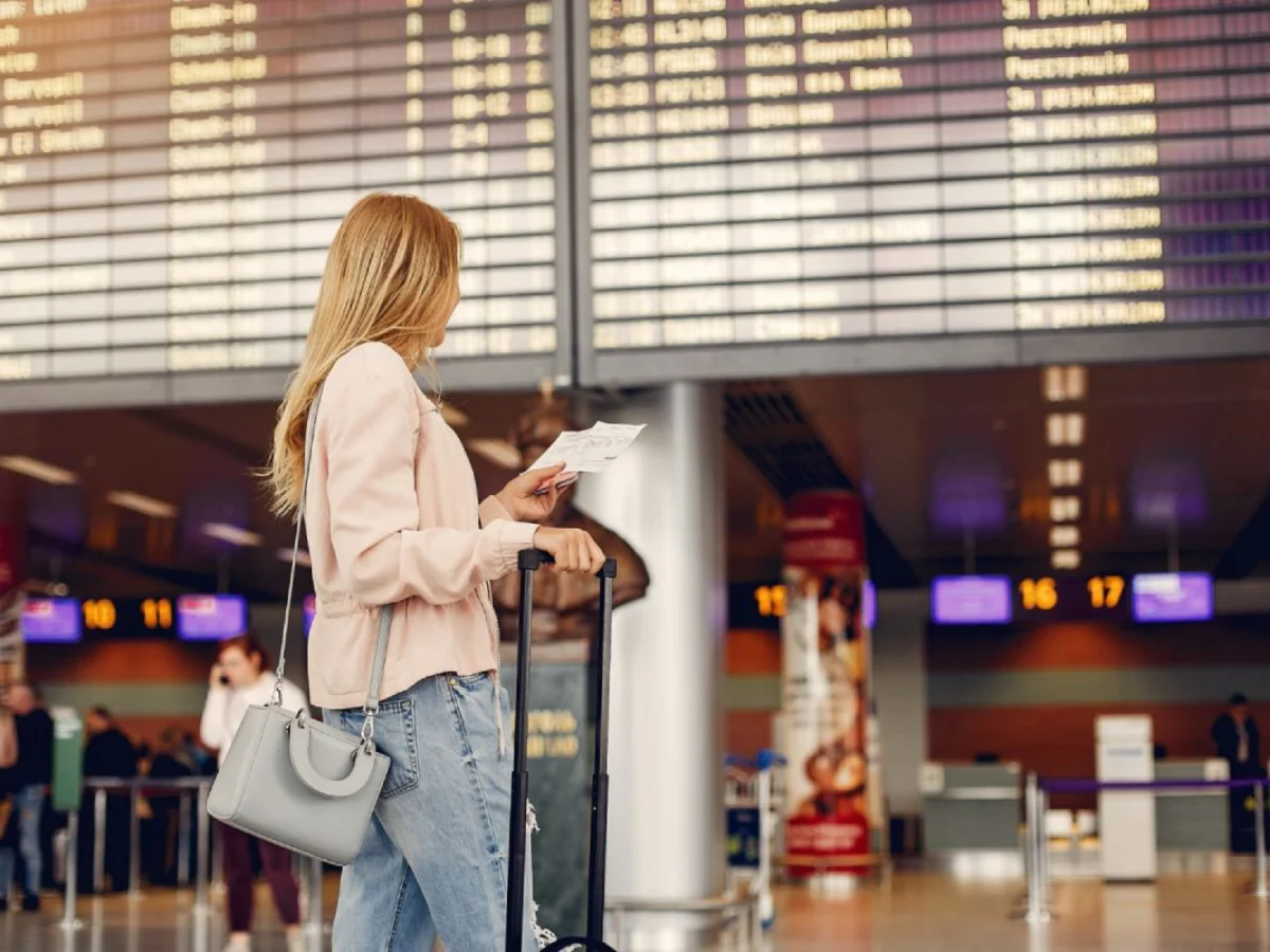 Sciopero del trasporto aereo il 10 luglio 2025: chi aderisce e fasce orarie di garanzia