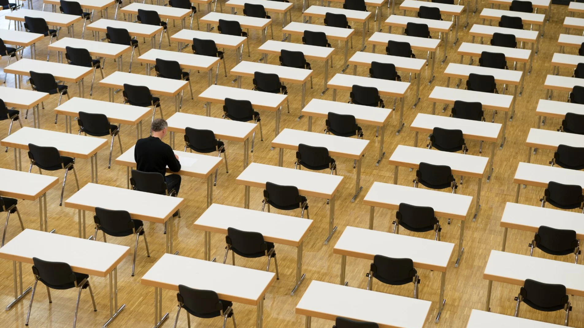 Concorsi pubblici giugno 2026, pioggia di assunzioni nella PA e opportunità per professionisti: i bandi aperti e le scadenze
