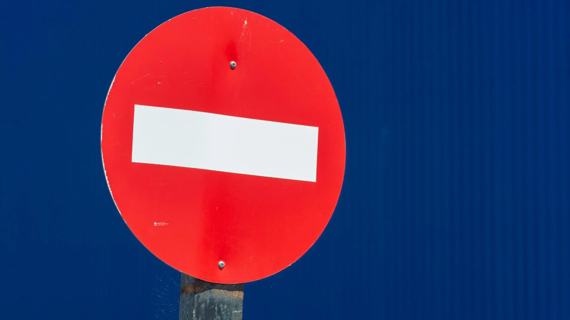 Bandi pubblici 2025 e PMI, il paradosso dei finanziamenti che escludono chi ha più bisogno