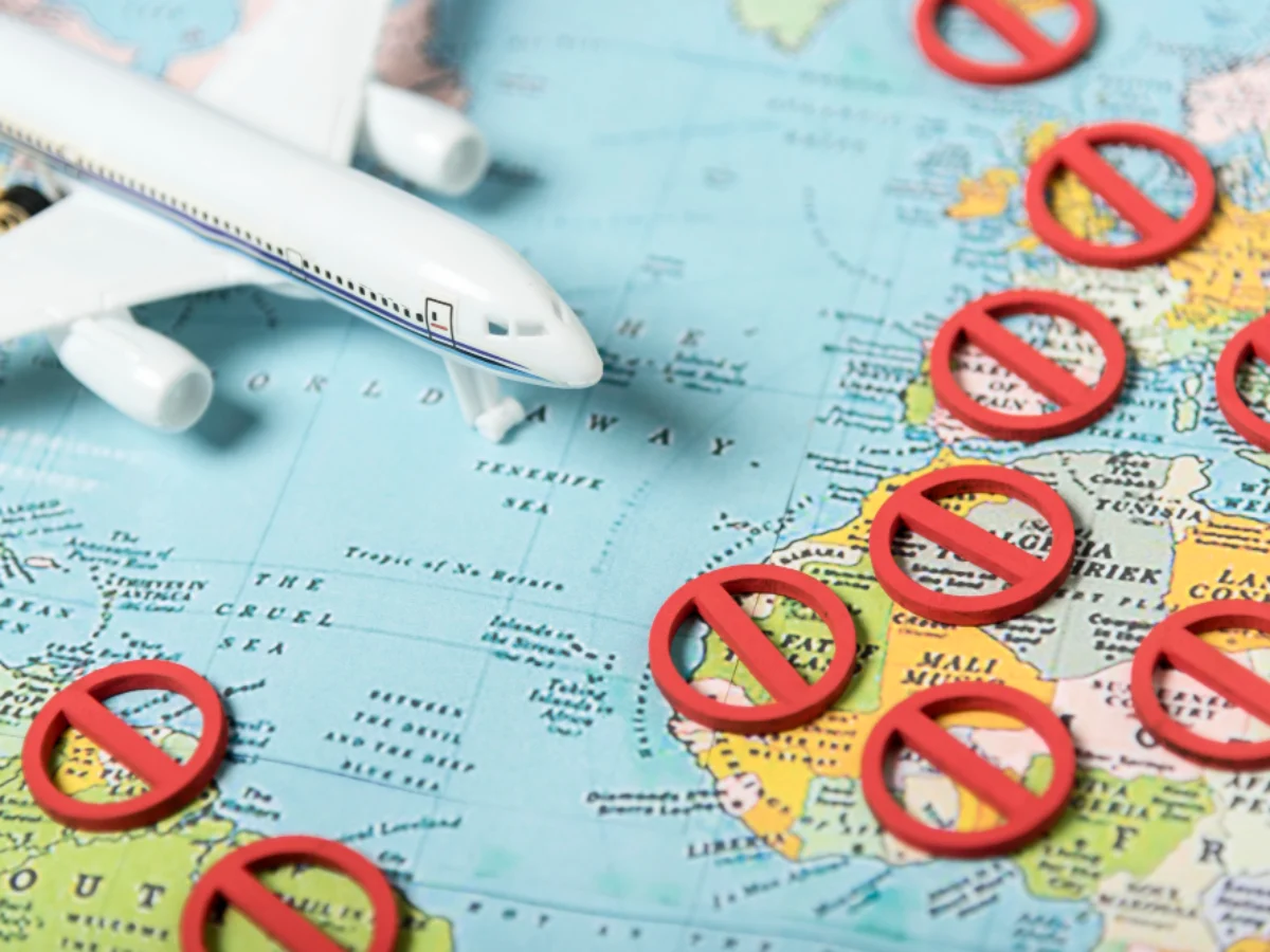 Volo in ritardo o cancellato, come ottenere il risarcimento dei danni professionali