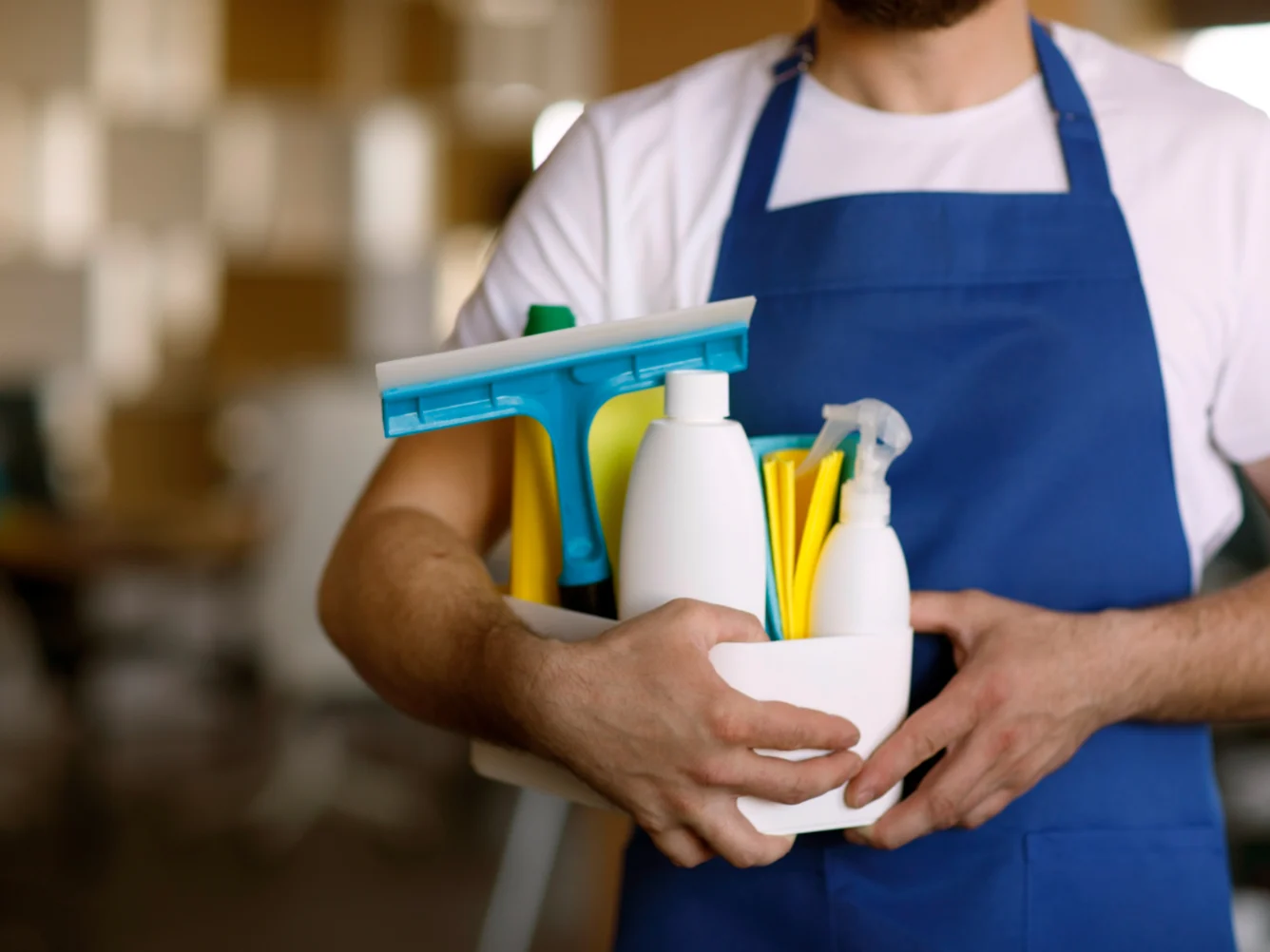 Lavoro nero in aumento in Italia, oltre 72 miliardi nascosti al Fisco: i settori più colpiti
