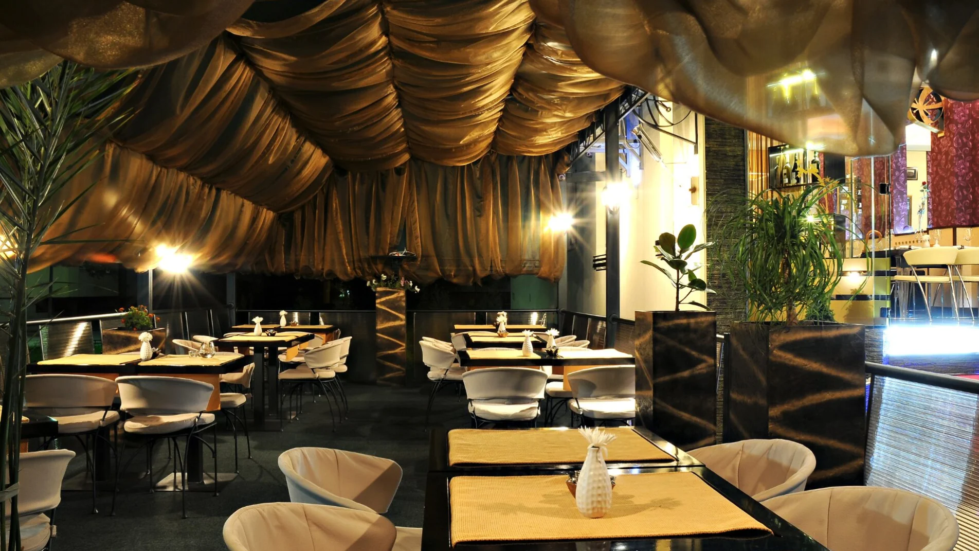 Aprire un ristorante, meglio srl o ditta individuale? La guida per una scelta consapevole