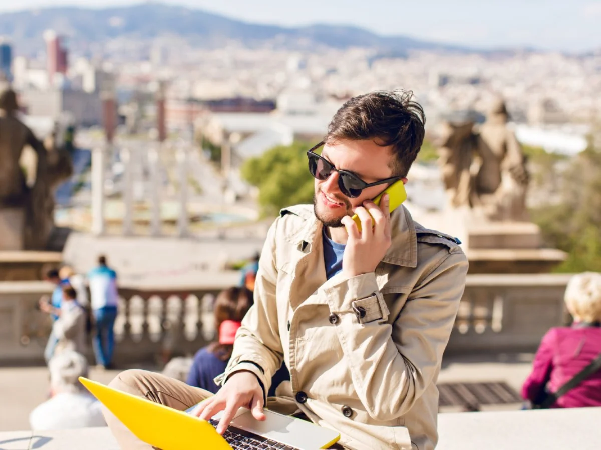 Lavorare in Spagna nel 2026, tra agevolazioni fiscali e incentivi per startup: stipendio medio e opportunità