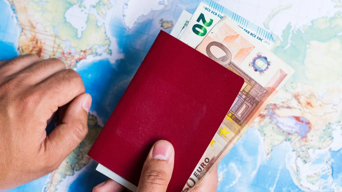 Stipendi alti e costo della vita ridotto, ecco i Paesi UE in cui conviene trasferirsi nel 2026