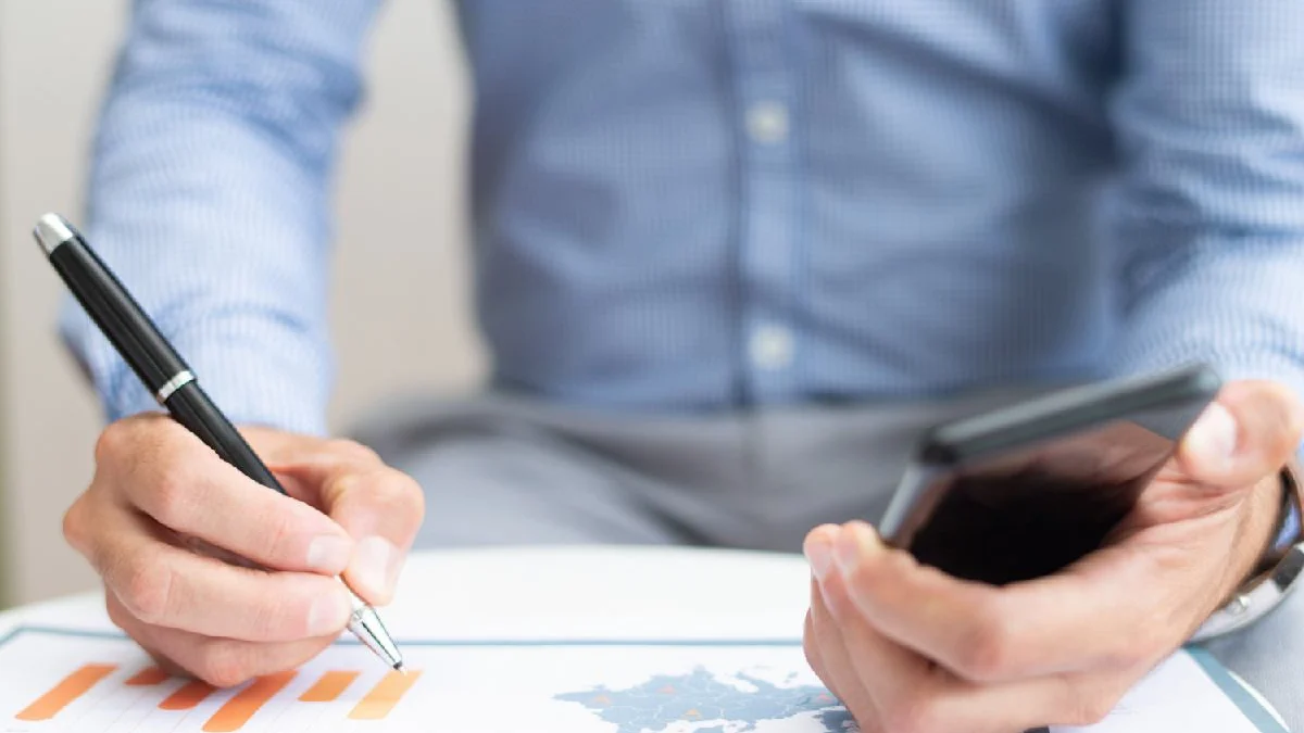 Lavorare nei servizi finanziari in Italia, compensi oltre i 200 mila euro: figure più richieste e stipendi