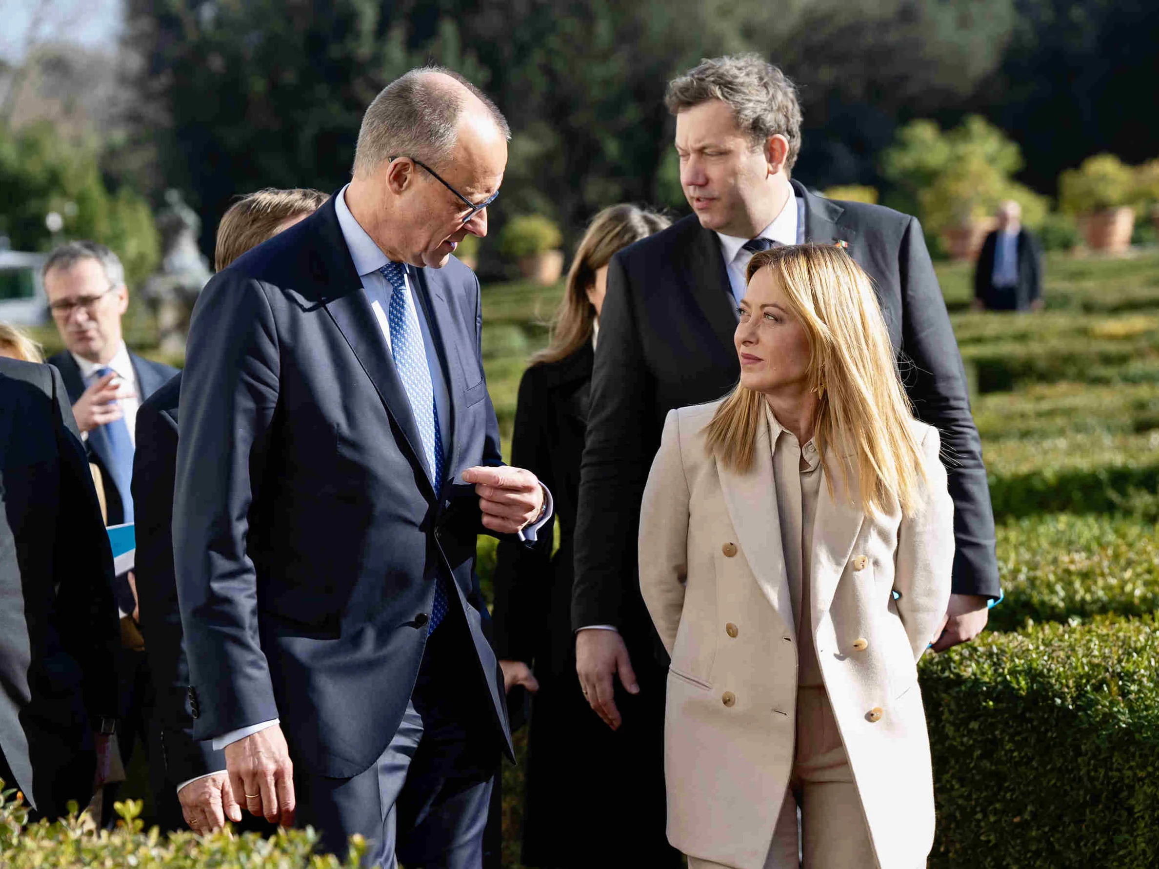Piano Italia-Germania per le imprese, cosa prevede l’accordo: meno tasse, taglio bollette e semplificazione