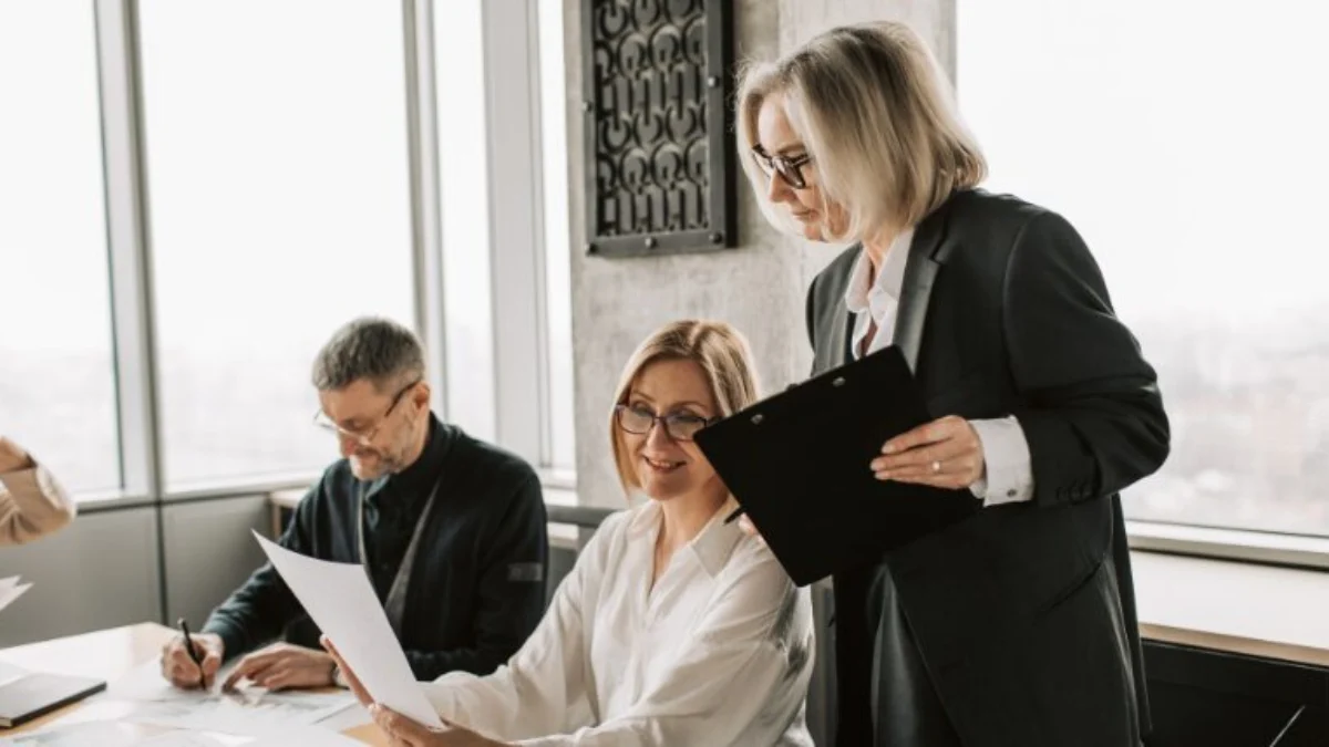 Lavoratori over 50 risorsa per le imprese: i vantaggi delle assunzioni e i bonus a disposizione per le PMI