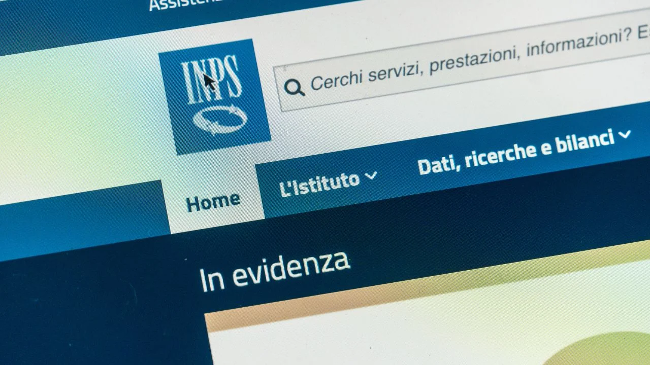 Simulatore INPS contributi artigiani e commercianti: come funziona il nuovo strumento per imprese e professionisti